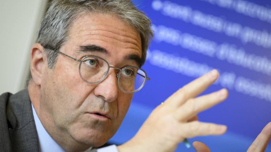 Debatten in den Schulen seien zwar wichtig, um die Jugendlichen zu Staatsbürgern zu erziehen, aber sie könnten nicht jederzeit stattfinden, begründet FDP-Staatsrat Frédéric Borloz seinen Entscheid. (Archivbild)