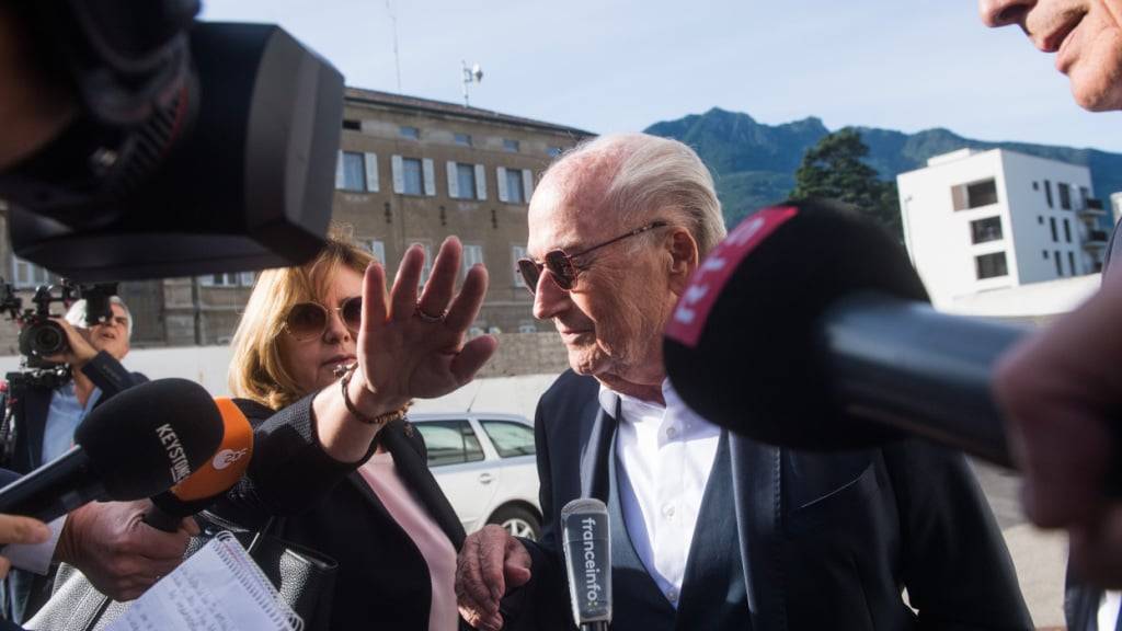 Mit der Akzeptanz des Freispruchs gegen Blatter (im Bild) und Platini schliesst die Bundesanwaltschaft ein weiteres Kapital im Untersuchungskomplex zum Fussball. (Archivbild)