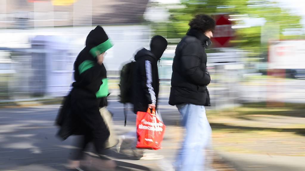 Geflüchtete Menschen erhalten ab Januar 2025 Platz auf dem Campus Twannberg BE. (Archivbild)