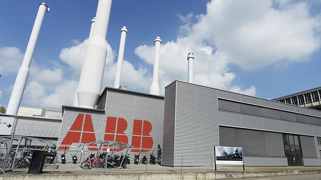 Beim ABB-Konzern haben Integrationskosten der von GE übernommenen Sparte Industrial Solutions sowie Altlasten auf den Gewinn gedrückt. (Archivbild)