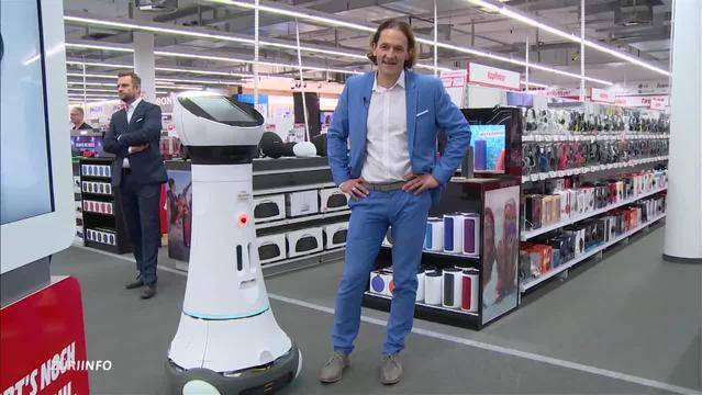 Roboter ersetzt Mitarbeiter in Elektrofachgeschäft / Autofahren mit 17?