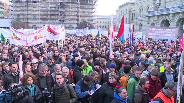 Tausende Bauern demonstrieren in Bern