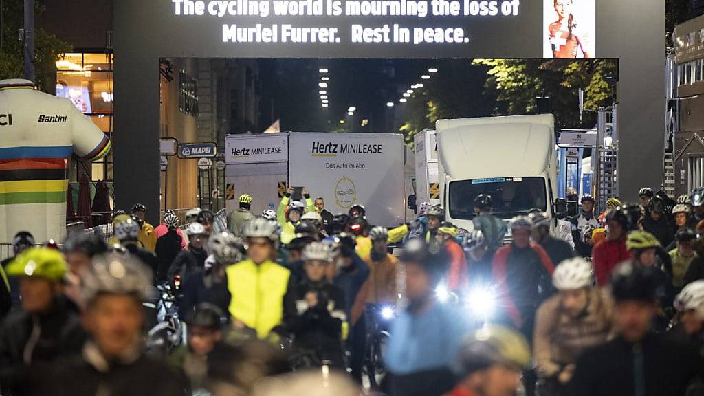 Der Start zum «Memorial Ride» erfolgte auf dem Sechseläutenplatz