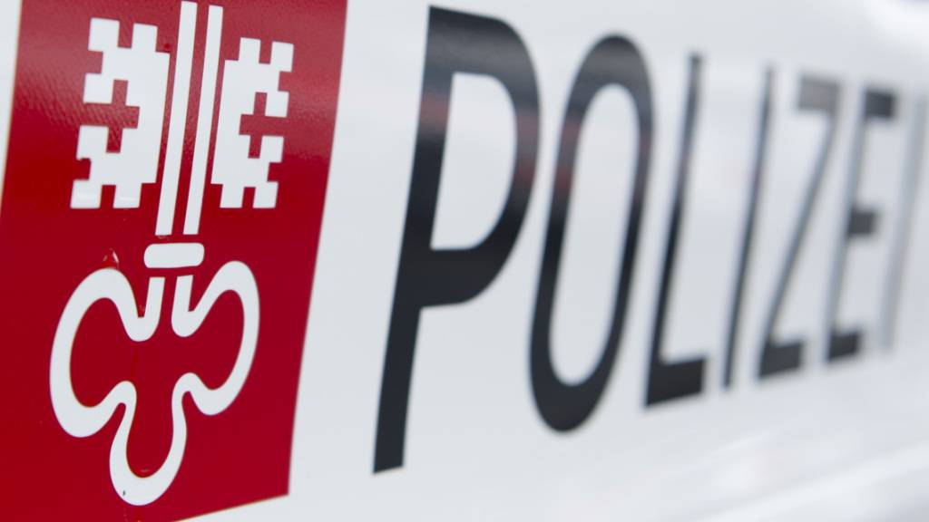 Die Kantonspolizei Nidwalden musste zu einem Unfall zwischen zwei Rennradfahrern in Hergiswil ausrücken. (Symbolbild)