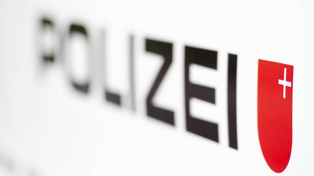 Frau bei Kollision in Tuggen SZ lebensbedrohlich verletzt