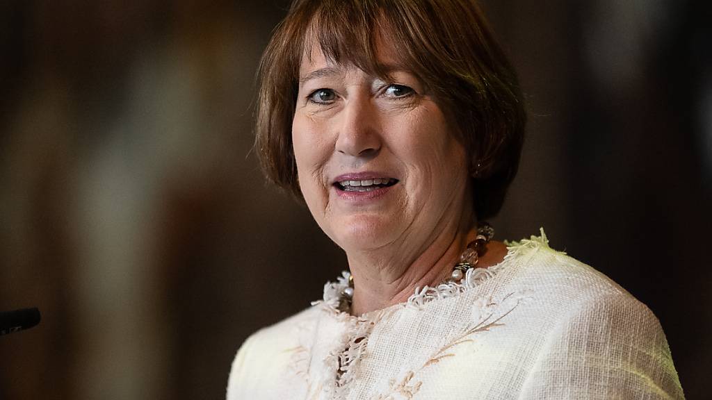 Die Chefin des Autoindustrie-Verbandes VDA, Hildegard Müller (Bild), schliesst nicht aus, dass Deutschland als Branchenstandort auf der Strecke bleiben könnte. (Archivbild)