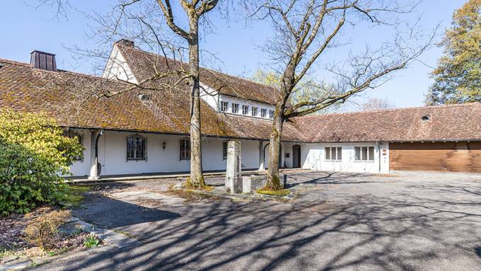 In Gutenswil ist eine Villa zum Schnäppchenpreis zu haben