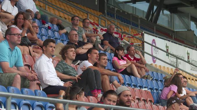 Grosse Euphorie: Fans feiern FC Vaduz im Public Viewing