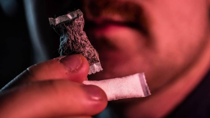 Junge Schweizer konsumieren mehr Snus – Schäden im Mund nehmen zu