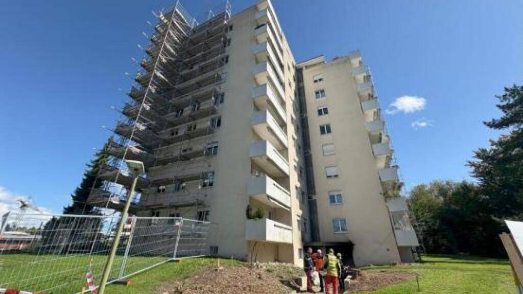 Beim Brand der Briefkästen der Liegenschaft in Dietlikon steht Brandstiftung als Ursache im Vordergrund.