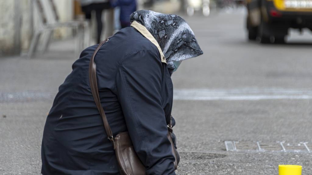 Die Zürcher Regierung will anstelle eines pauschalen Bettelverbots künftig gezielte Regeln einführen. (Symbolbild)