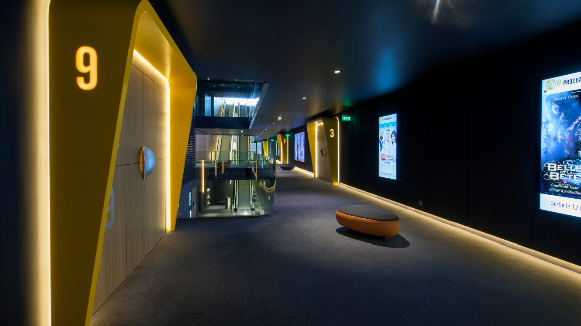 Das Kino Pathé Mall of Switzerland öffnet seine Türen.