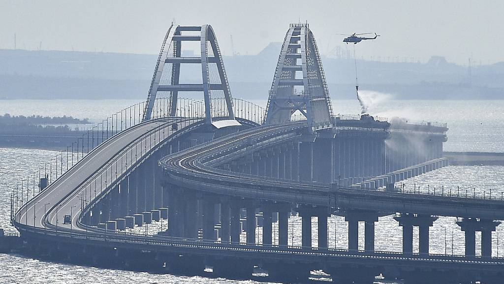 Moskau meldet Abschuss von 12 ATACMS-Raketen an Krim-Brücke