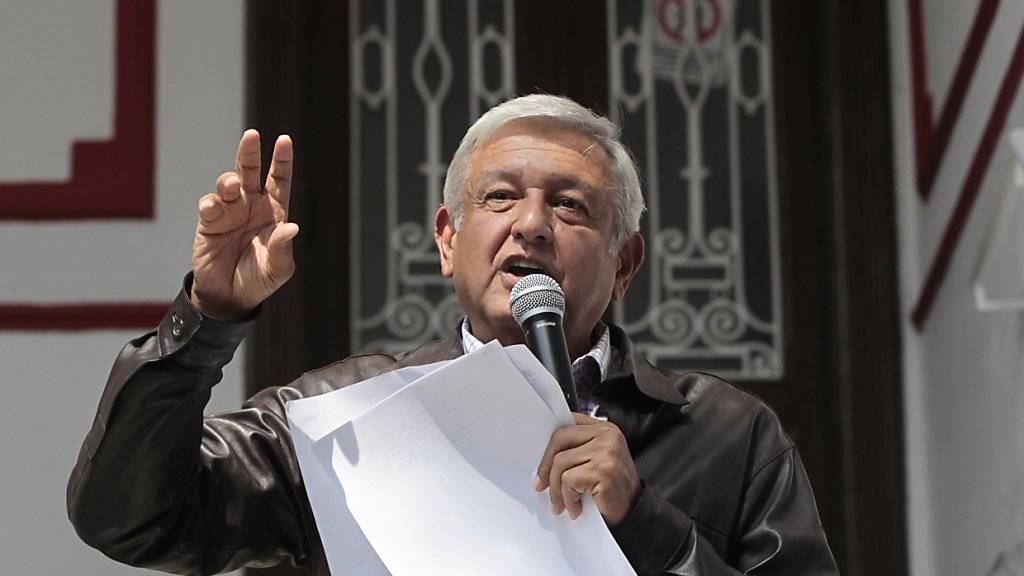 Der künftiger Präsident Mexikos, Andrés Manuel López Obrador, verzichtet auf einen Teil seines Gehaltes und will mit gutem Beispiel bei Sparmassnahmen in der öffentlichen Verwaltung vorausgehen.