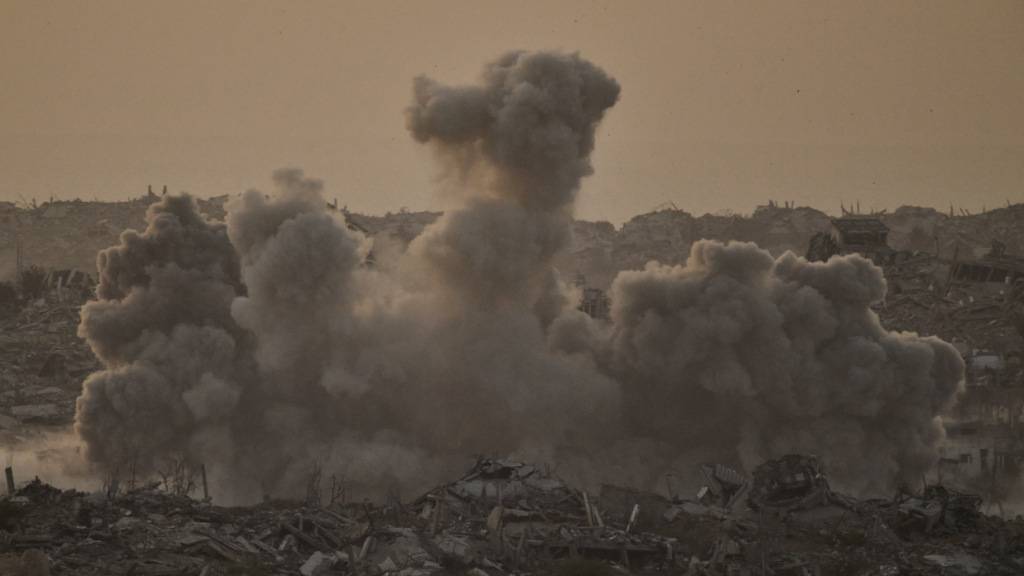 Dutzende Tote bei israelischen Luftangriffen in Gaza