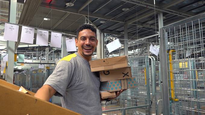 Was macht eigentlich ein Logistiker im Paketzentrum?