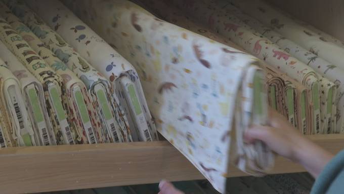 Stoff-Universum: Textil-Selbstbedienungsladen in Stein öffnet