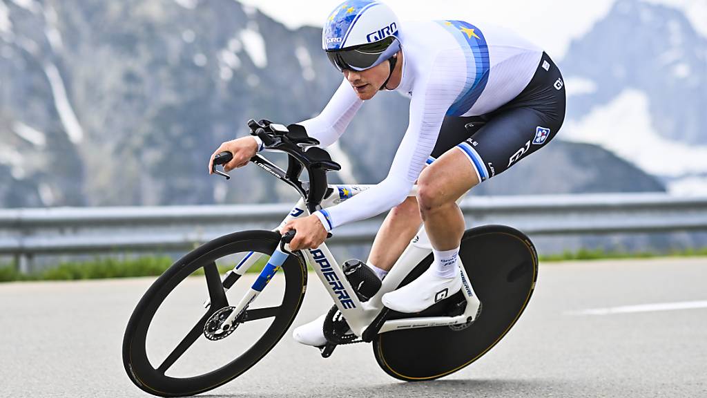 Stefan Küng, hier unterwegs nach Andermatt, erhofft sich vom ersten Zeitfahren der 108. Tour de France sehr viel