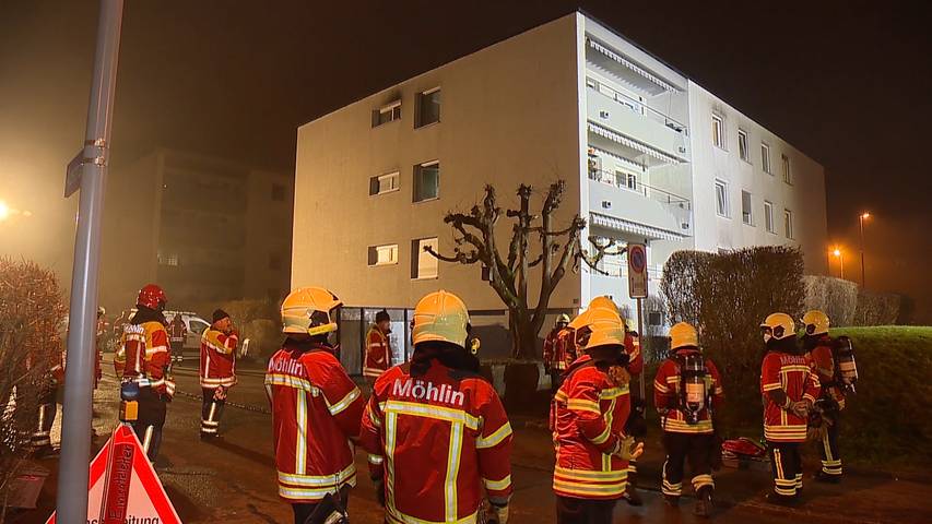 Küchenbrand in Möhlin (AG): Grosseinsatz der Feuerwehr - drei Personen im Spital