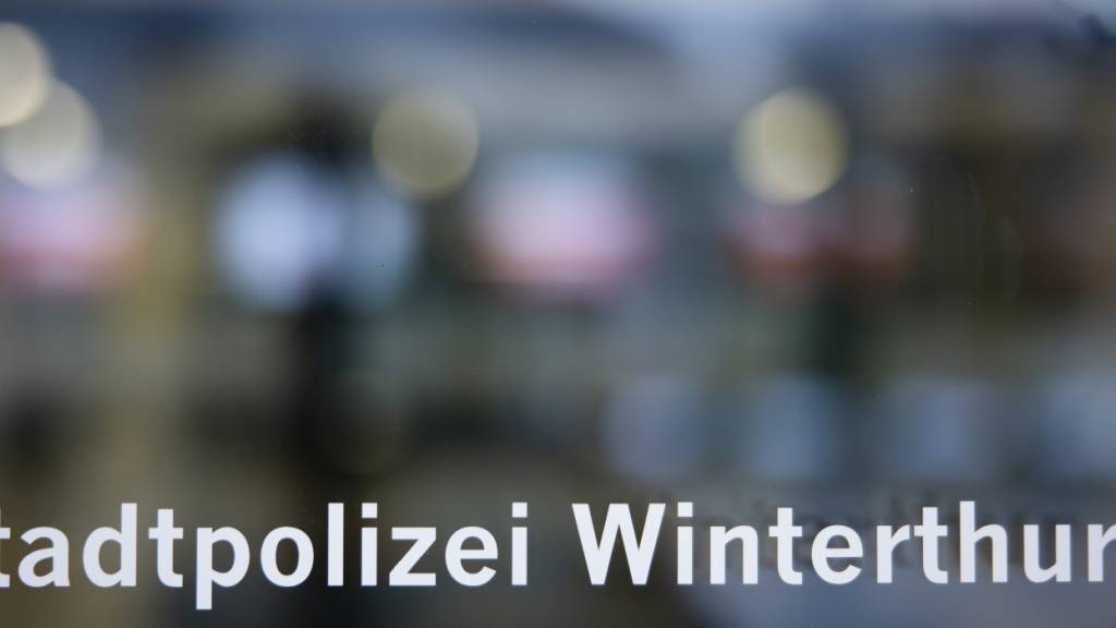 Die Stadtpolizei rückte wegen eines Mannes aus, der sich als Spitex-Mitarbeiter ausgab. (Symbolbild)