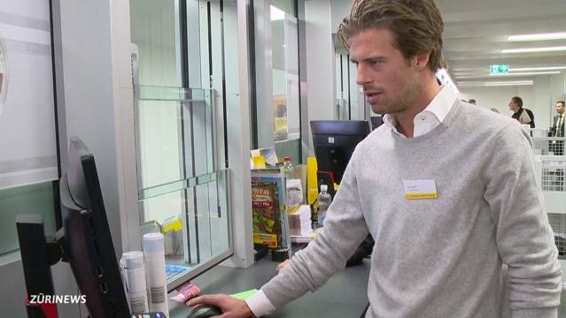 Prominenz hinterm Postschalter