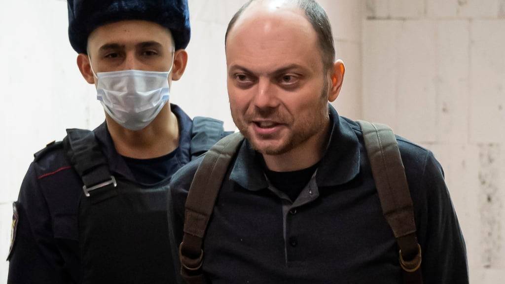 Russischer Oppositioneller Kara-Mursa zu 25 Jahren Haft verurteilt