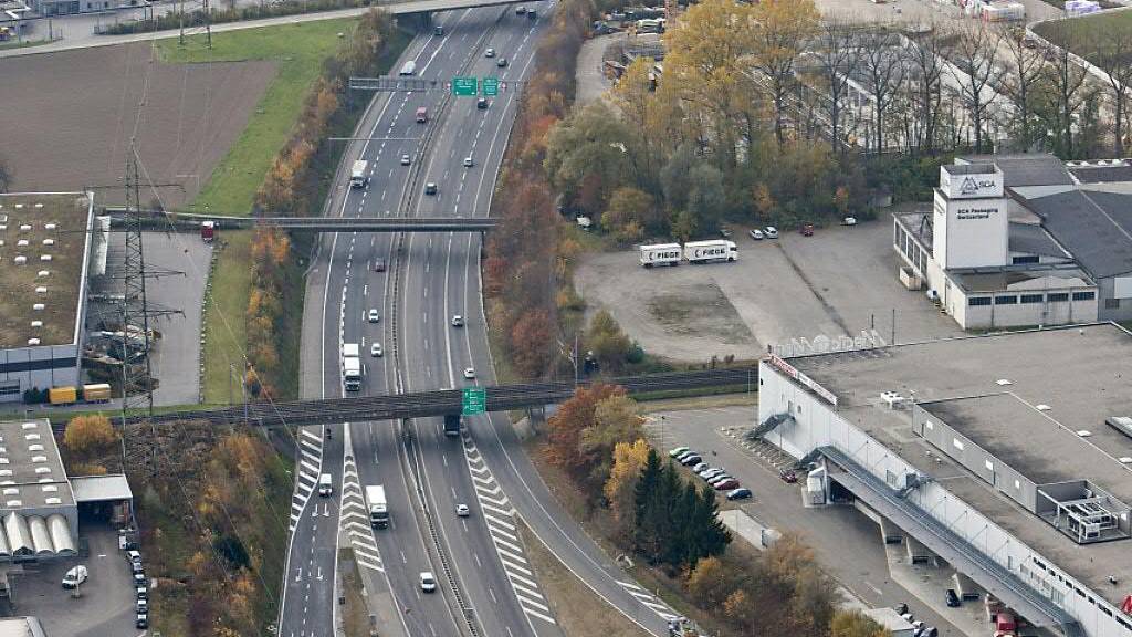 Bis zu 40 Minuten Zeitverlust – Unfall auf A1 bei Aarau sorgt für Stau