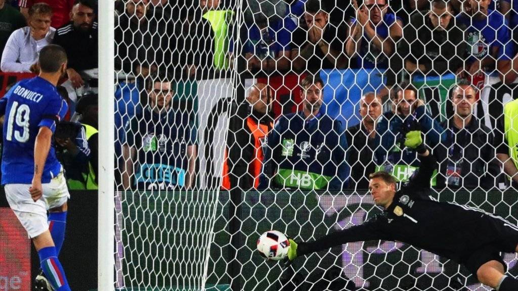 Der deutsche Torhüter Manuel Neuer avancierte zum Helden und parierte im Penaltyschiessen zwei Versuche der Italiener