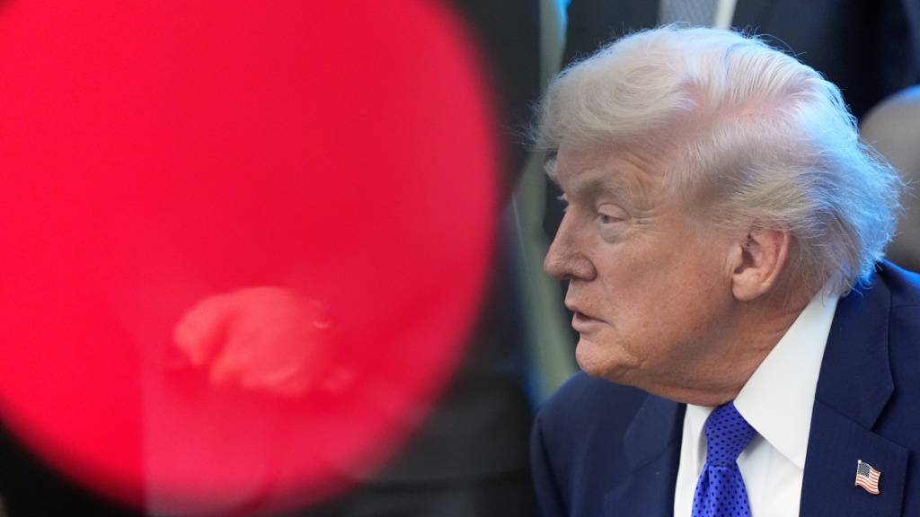 Trump will eine Milliarde Dollar von Elite-Uni Harvard