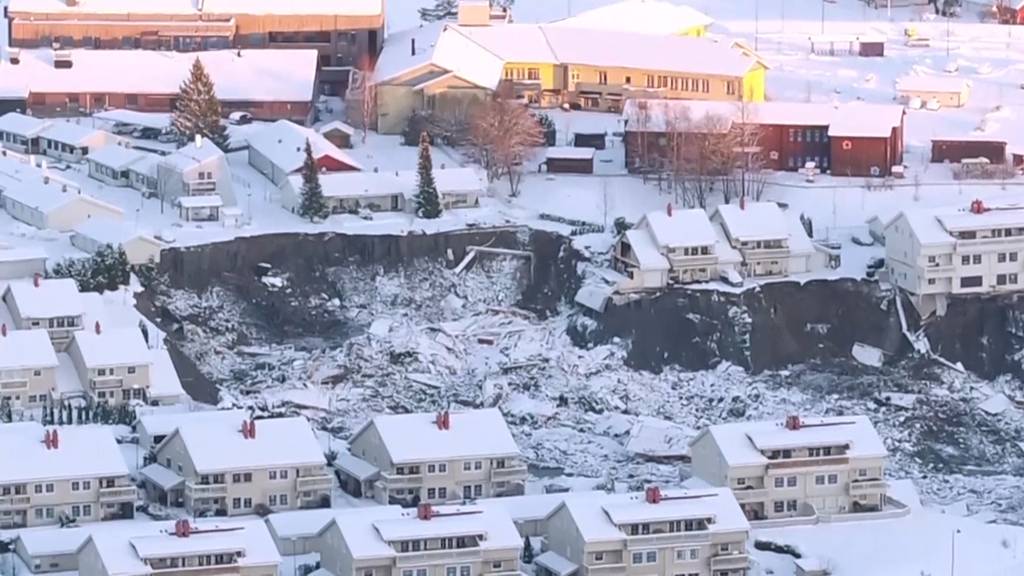 Erdrutsch in Norwegen: Sieben Tote geborgen