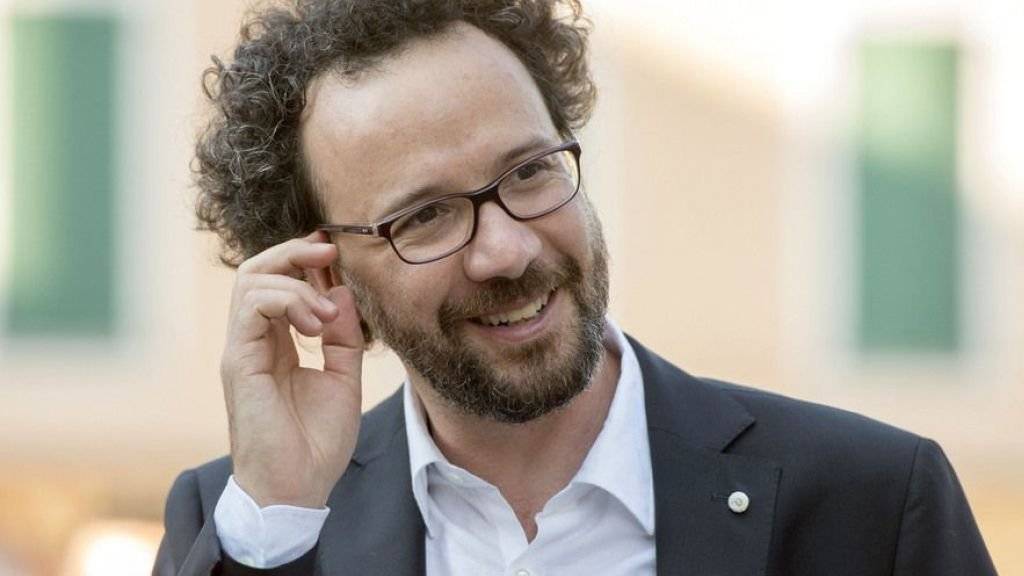 Noch ist es nur ein Gerücht: Carlo Chatrian, der künstlerische Leiter des Filmfestivals Locarno, soll künftig die Berlinale leiten. Noch letztes Jahr hatte er die Idee von sich gewiesen, zumal er ja kein Deutsch spreche. (Archivbild)