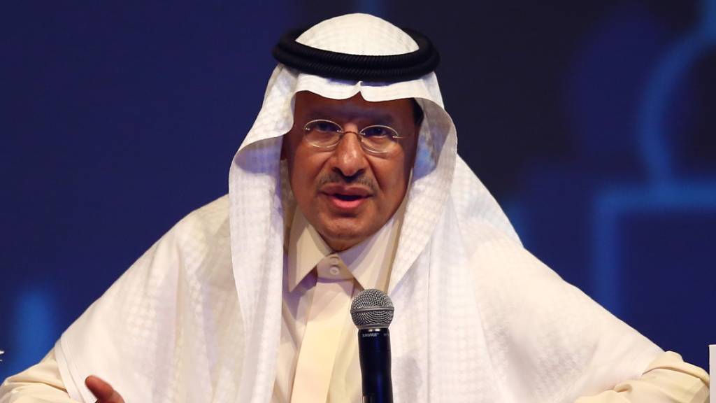 Der neue Energieminister Saudi-Arabiens, Prinz Abdulasis bin Salman bin Abdulasis Al-Saud, will beim Börsengang von Saudi Aramco vorwärts machen - wie er am Montag betonte.