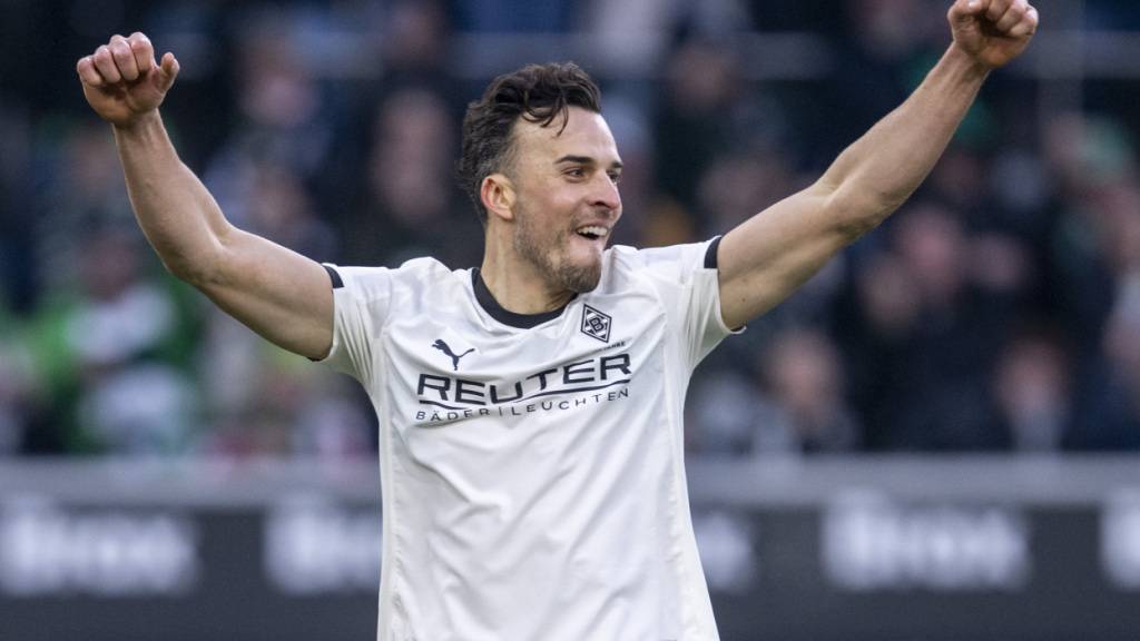 Der frühere Gladbacher Haris Tabakovic lässt Salzburg jubeln