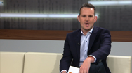 Auf dem TVO-Sofa