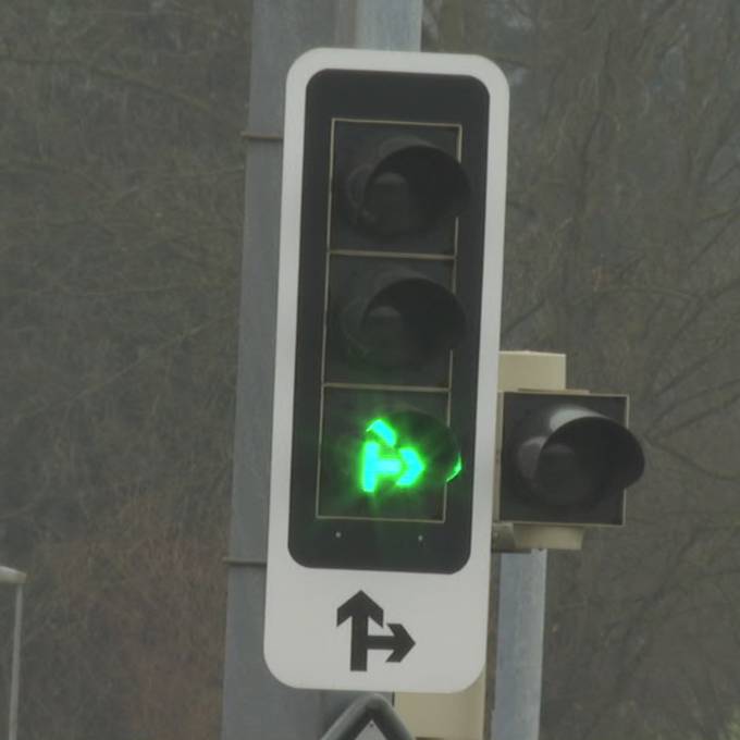SVP-Kantonsrat fordert mehr Kreisel statt Lichtsignale