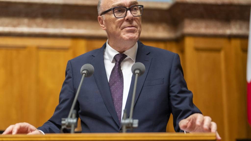 Verteidigungsminister Martin Pfister in der Debatte über die Armeebotschaft 2025.