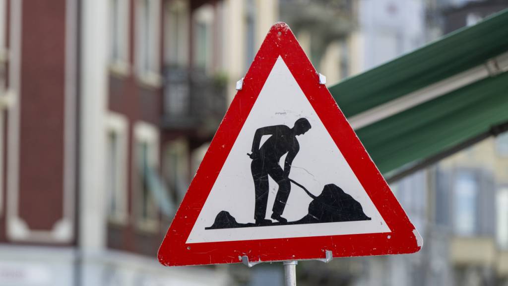 Der Luzerner Stadtrat soll ab 2027 Bauvorhaben bewilligen müssen, welche zu einer Erhöhung des Mietzinses von mehr als 20 Prozent führen. (Symbolbild)