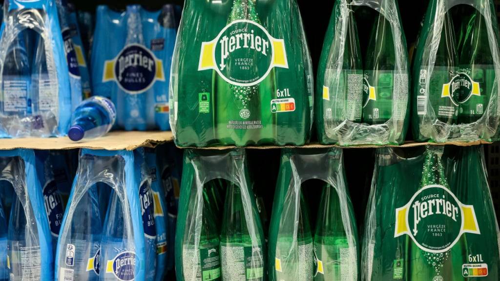 Nestlé-Mineralwasser in der Kritik (Symbolbild)
