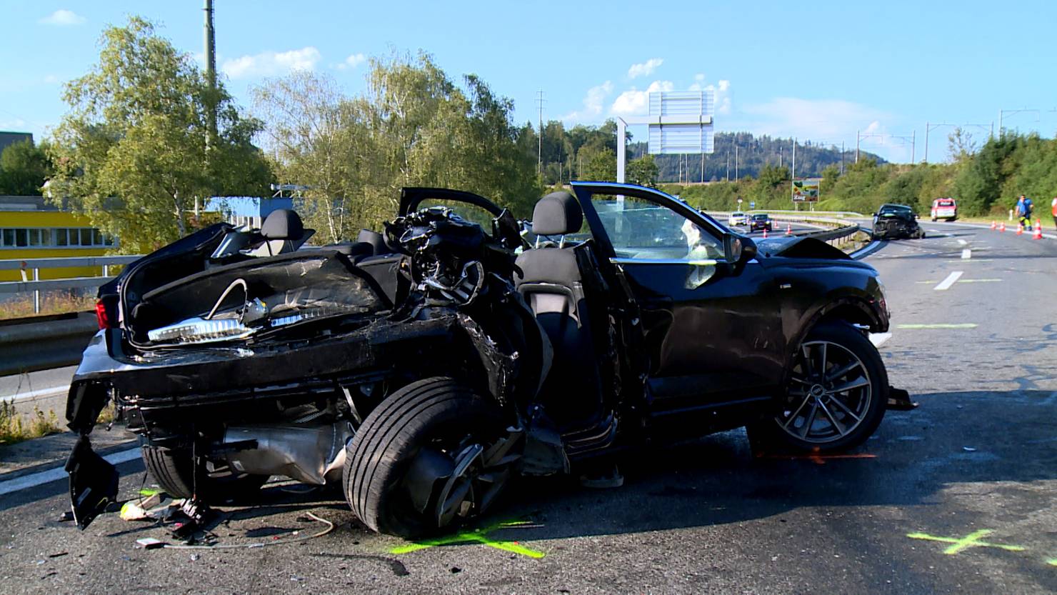 Sechs Verletzte Bei Schwerem Verkehrsunfall Auf Der A4 | Blaulicht