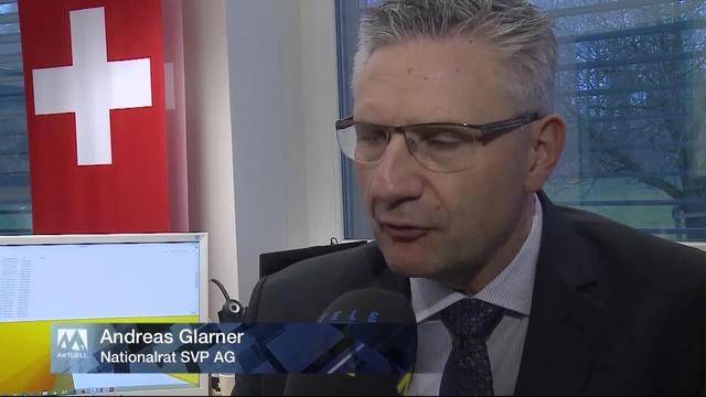 Glarner will Parlamentariern Lohn kürzen