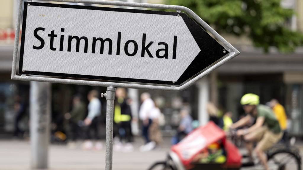 In Zumikon werden die Stimmberechtigten über den Zusatzkredit für eine Asylunterkunft abstimmen. (Symbolbild)