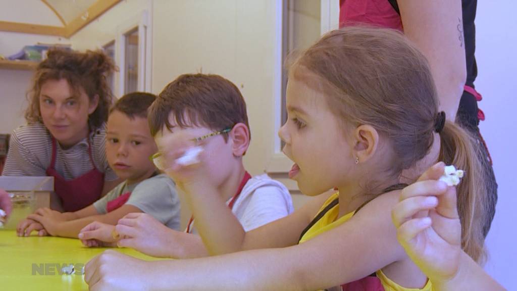 Popcorn anstatt „Täfeli“: Im Slowmobil lernen Kinder gesunden Umgang mit Lebensmitteln