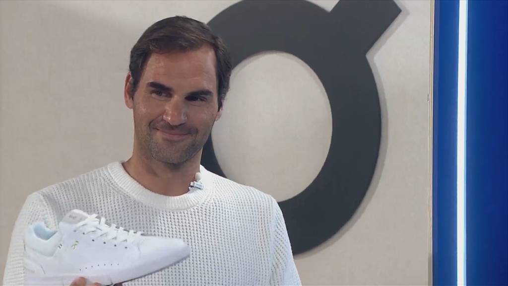 Roger Federer präsentiert seine On-Schuhe