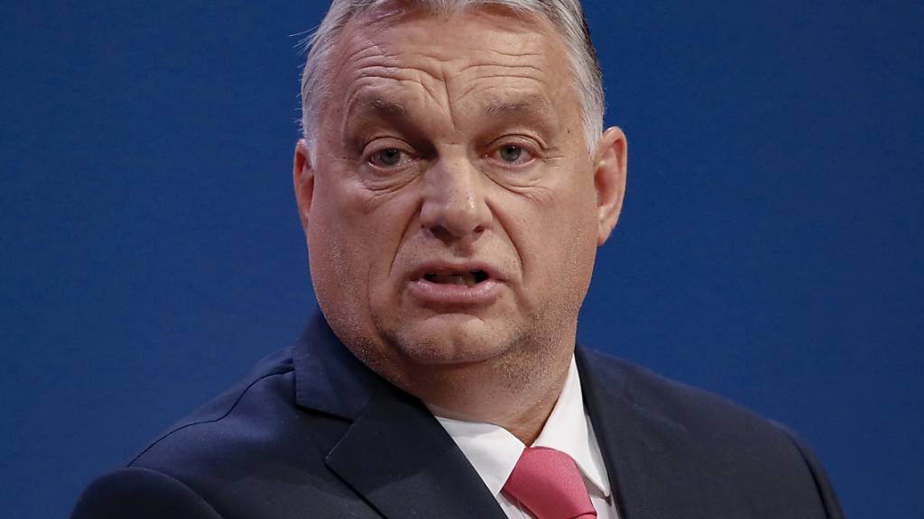 Viktor Orban, Ministerpräsident von Ungarn, spricht während einer Pressekonferenz. Foto: Laszlo Balogh/AP/dpa