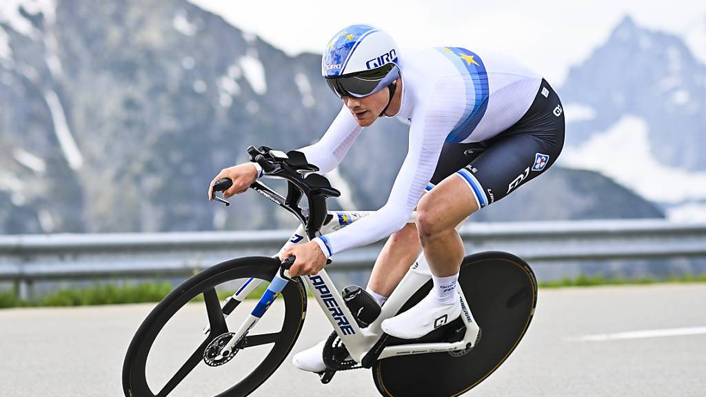 Stefan Küng, hier unterwegs nach Andermatt, erhofft sich vom ersten Zeitfahren der 108. Tour de France sehr viel.