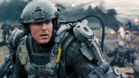 Bill Cage (Tom Cruise) © Warner Bros. Ent. All Rights Reserved.