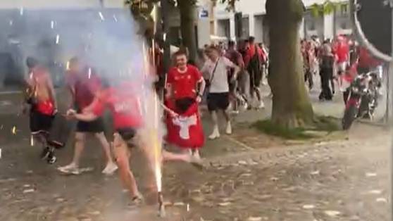 Vulkan Fussball Chaoten Graben Aarau