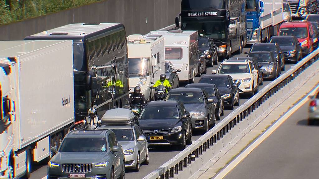 Zu diesen Zeiten kommst du an Ostern am besten durch den Gotthard