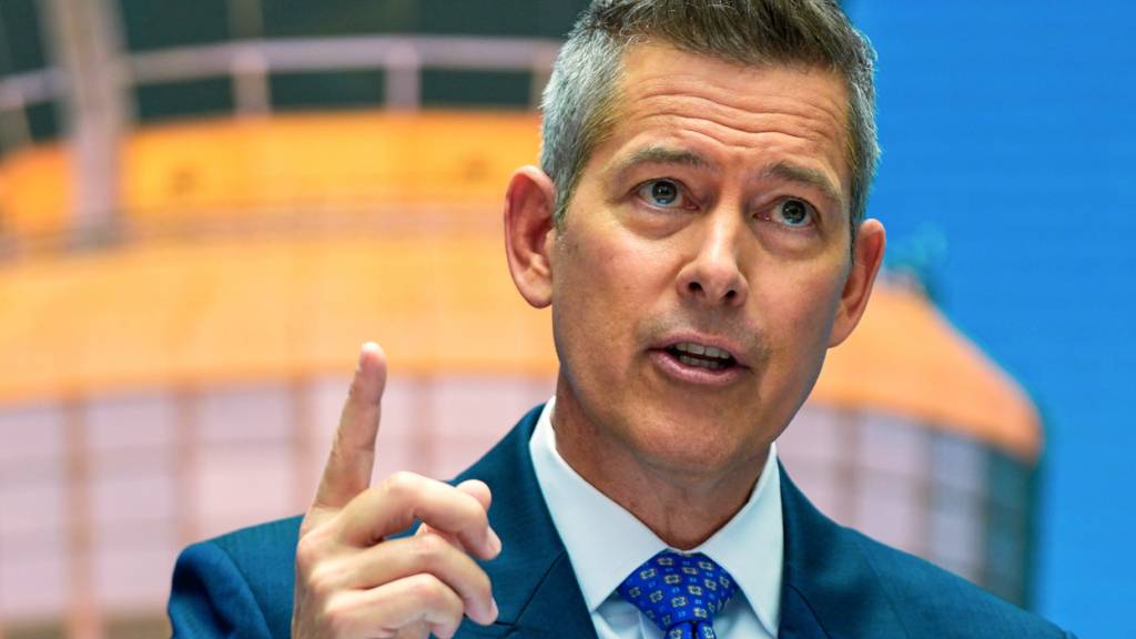 ARCHIV - US-Verkehrsminister Sean Duffy. Foto: Julia Demaree Nikhinson/AP/dpa/Archivbild