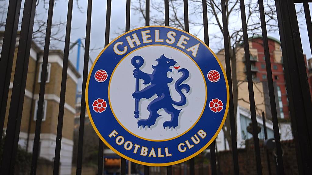 Der Chelsea Football Club könnte bald in Schweizer Besitz sein – noch fordert Roman Abramowitsch zu viel Geld für den Interessenten Hansjörg Wyss.